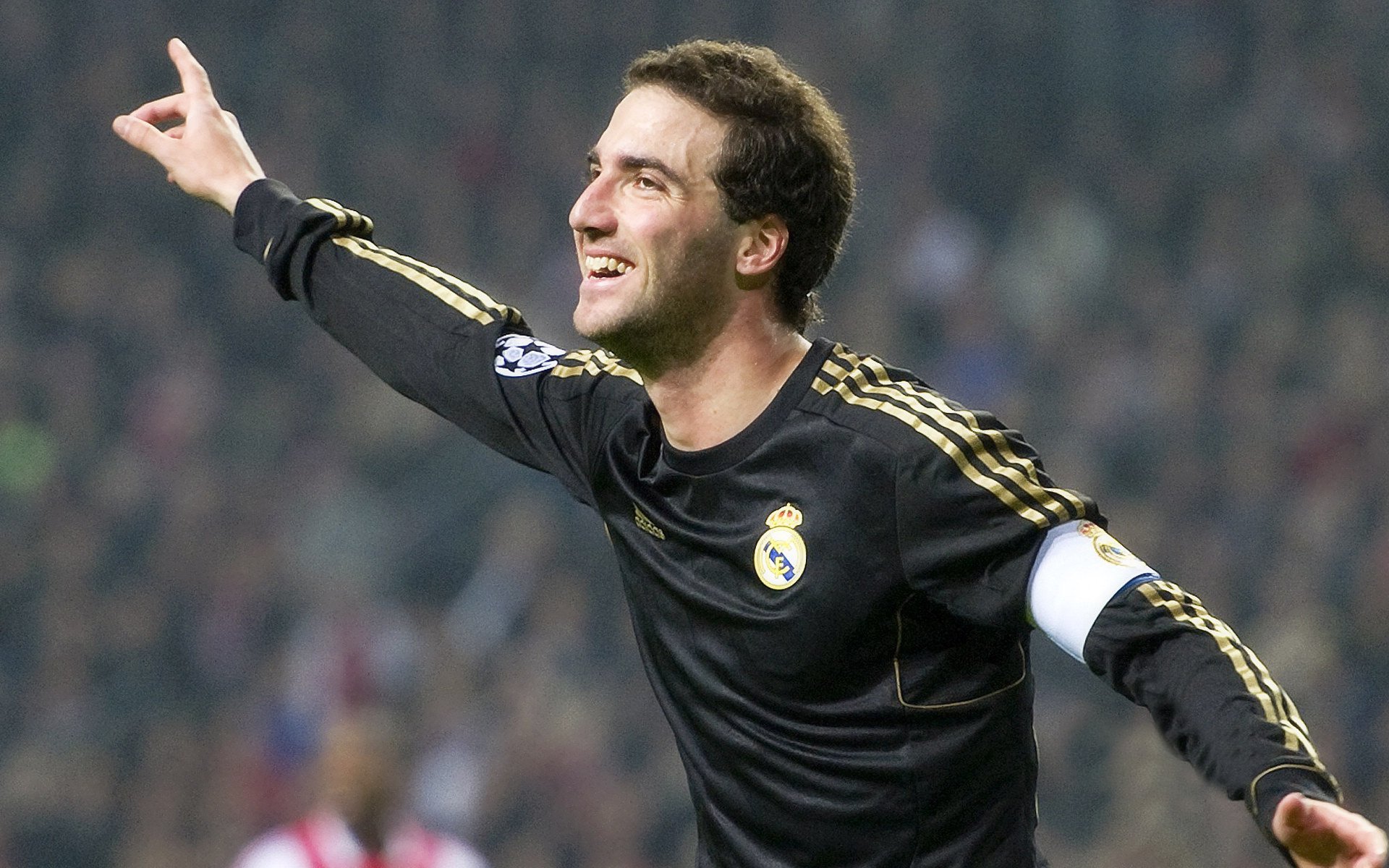 亚冠联赛中国女足逆袭 球迷热情高涨,中国女足亚洲杯七连冠